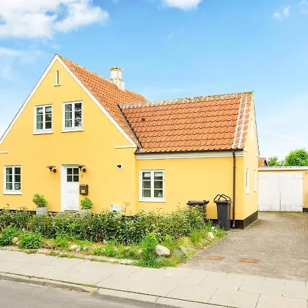 5 Person In Skagen-by Traum *