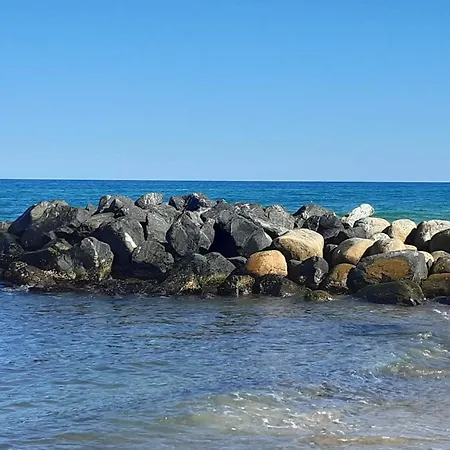 5 Person In Skagen-by Traum